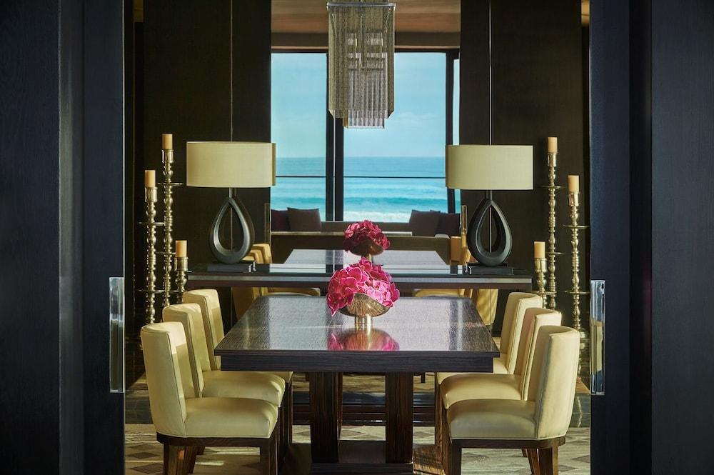 Four Seasons Hotel Casablanca Exterior foto A dining room at the Ritz-Carlton, DIFC